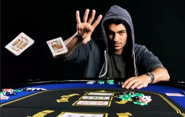 熟知牌型大小是赢牌的第一块基石